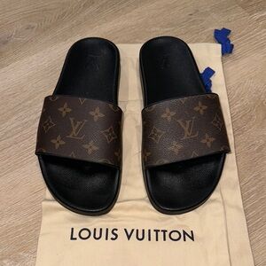 100% Authentic Louis Vuitton Brown and Black Monogram Sandals